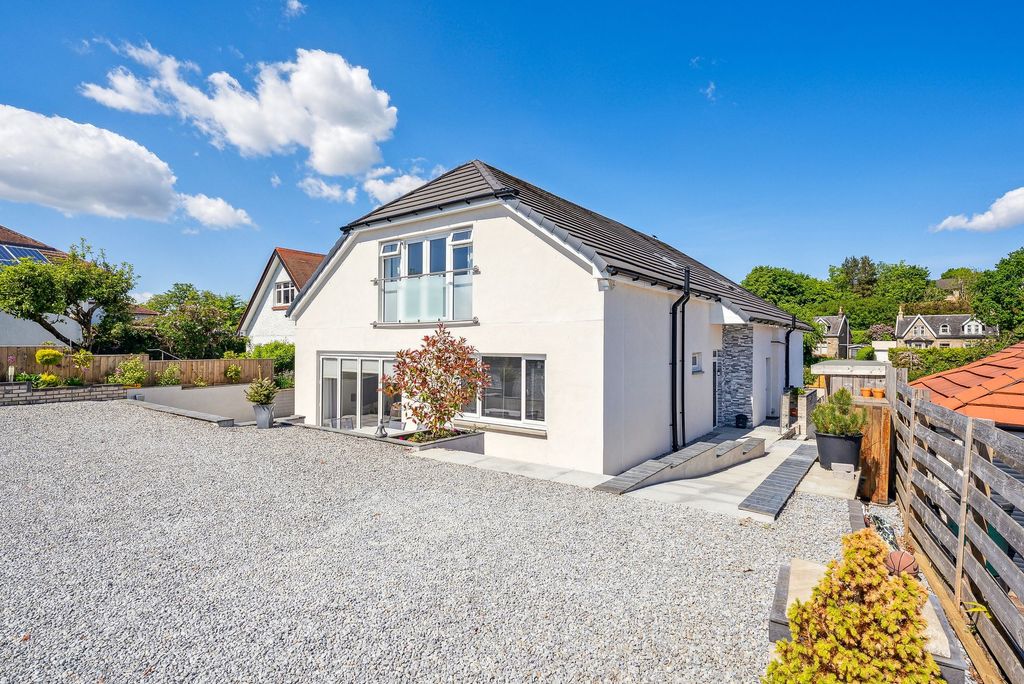 Property photo 1 of 46