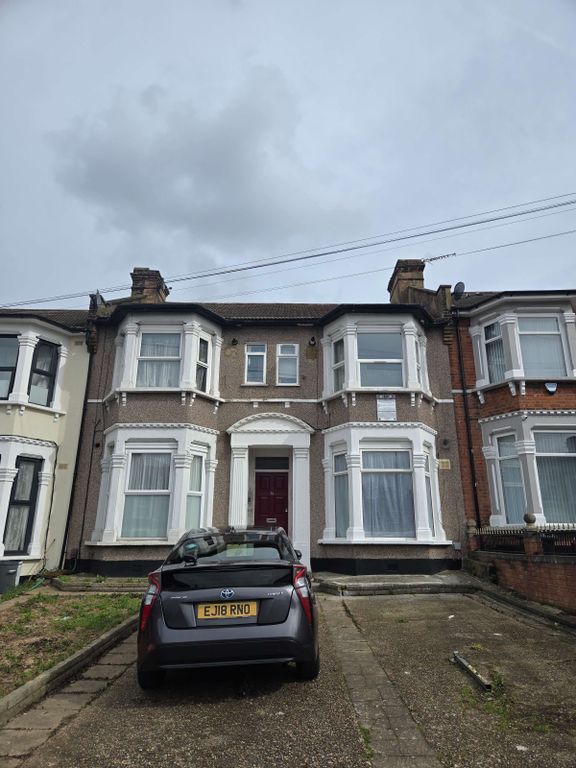 Property photo 2 of 11 Gallery