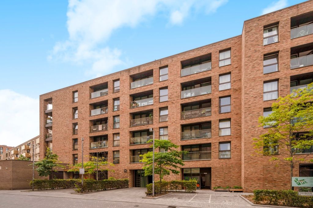 Property photo 2 of 10