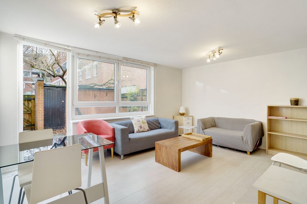 Property photo 3 of 24 Photo 23