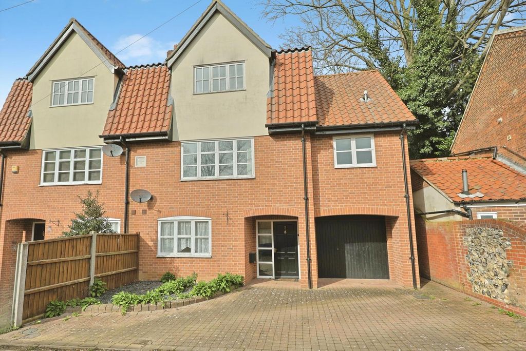 Property photo 1 of 17 Pbox-Img.Jpg