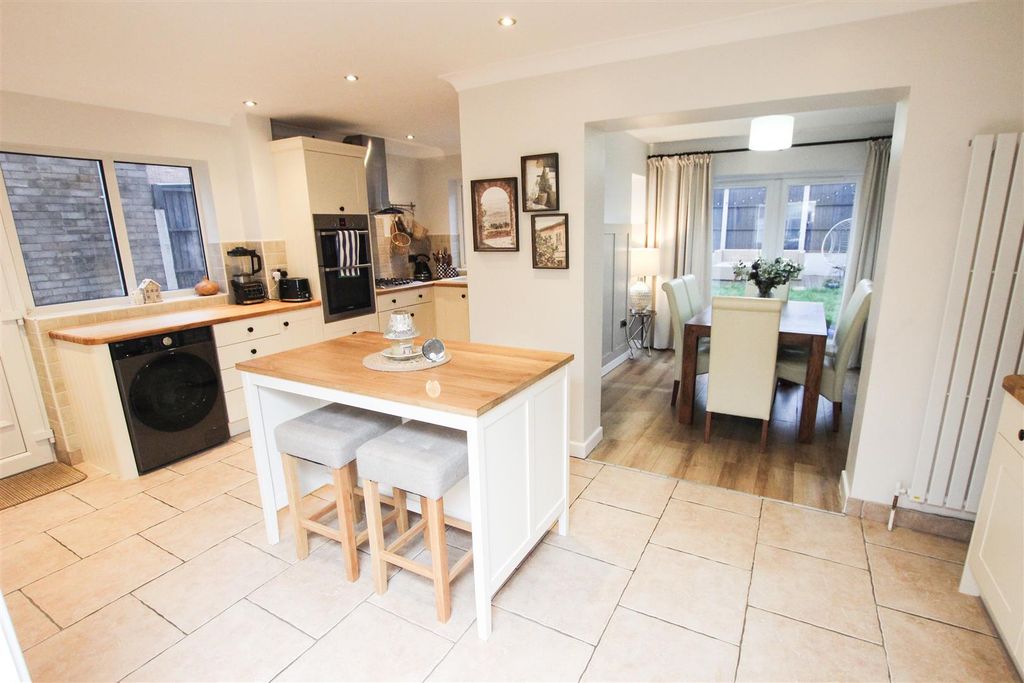 Property photo 2 of 17 Open Plan Living/ Dining/ Kitchen