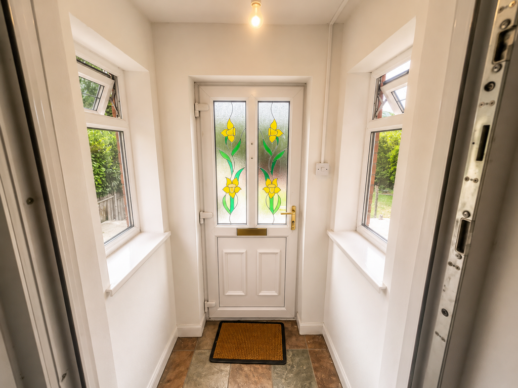 Property photo 3 of 23 Hallway