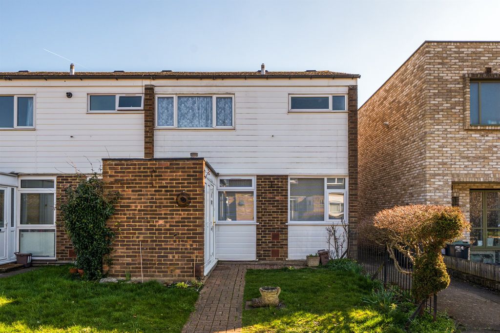 Property photo 1 of 11
