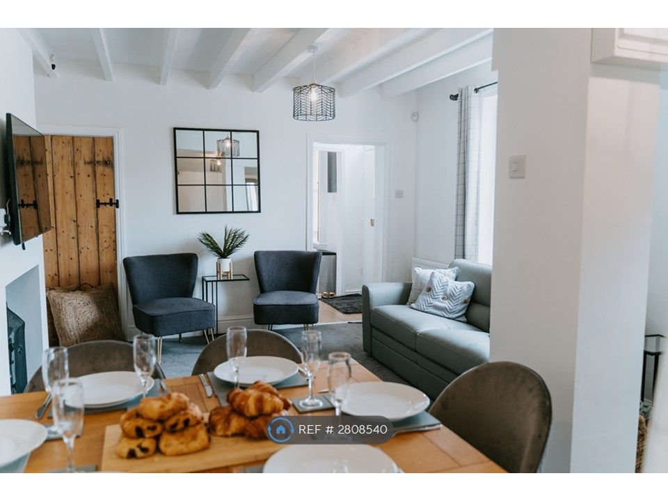 Property photo 1 of 27