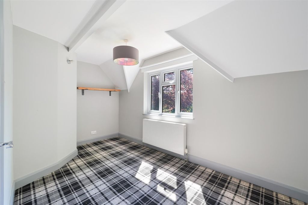 Additional image 20 of 4 bed detached house for saleWoodfield Hill, Coulsdon CR5