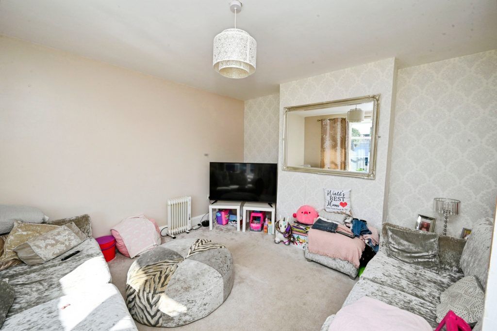 Property photo 3 of 14