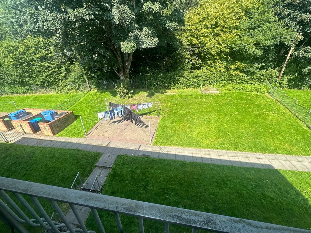 Property photo 3 of 3