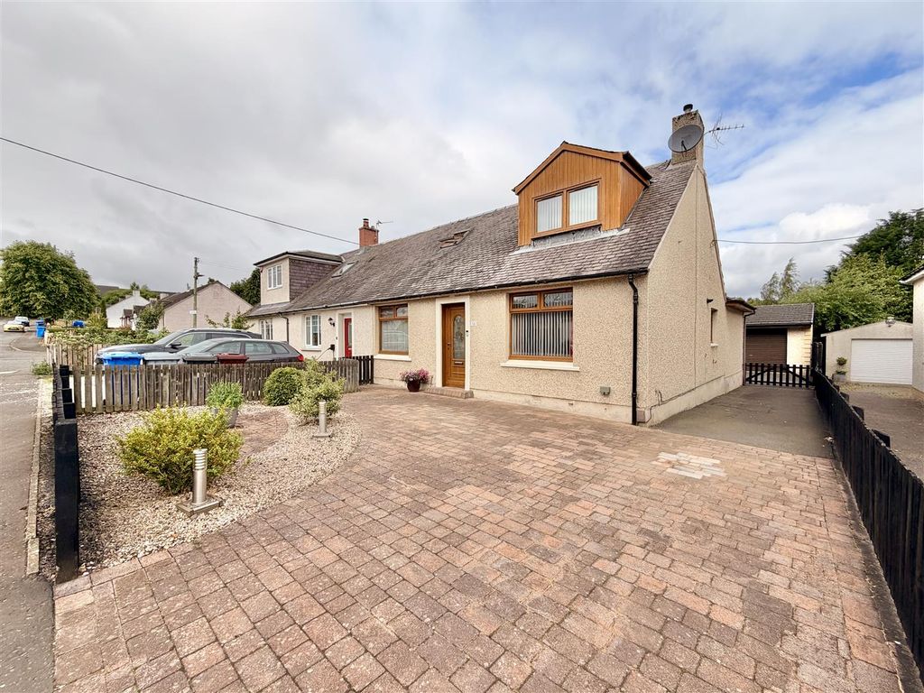 Property photo 1 of 19 External