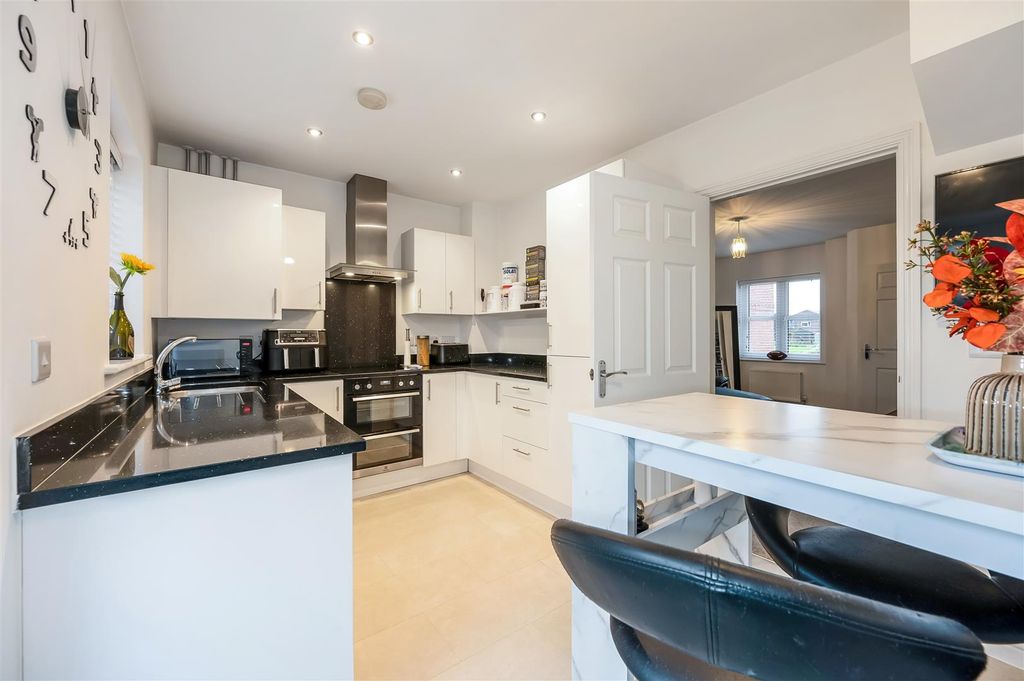 Property photo 2 of 25 Sketch_Ph26_6339202.Jpg