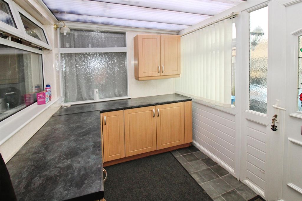 Property photo 3 of 19 Utility Area