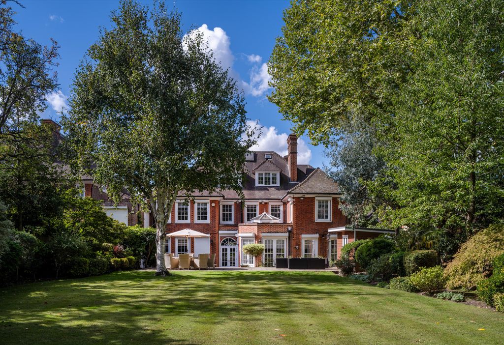 Property photo 3 of 18 Image