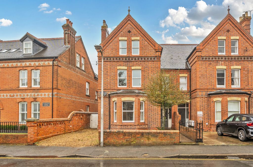 Property photo 1 of 24 1-6984d86E70A1c-1...