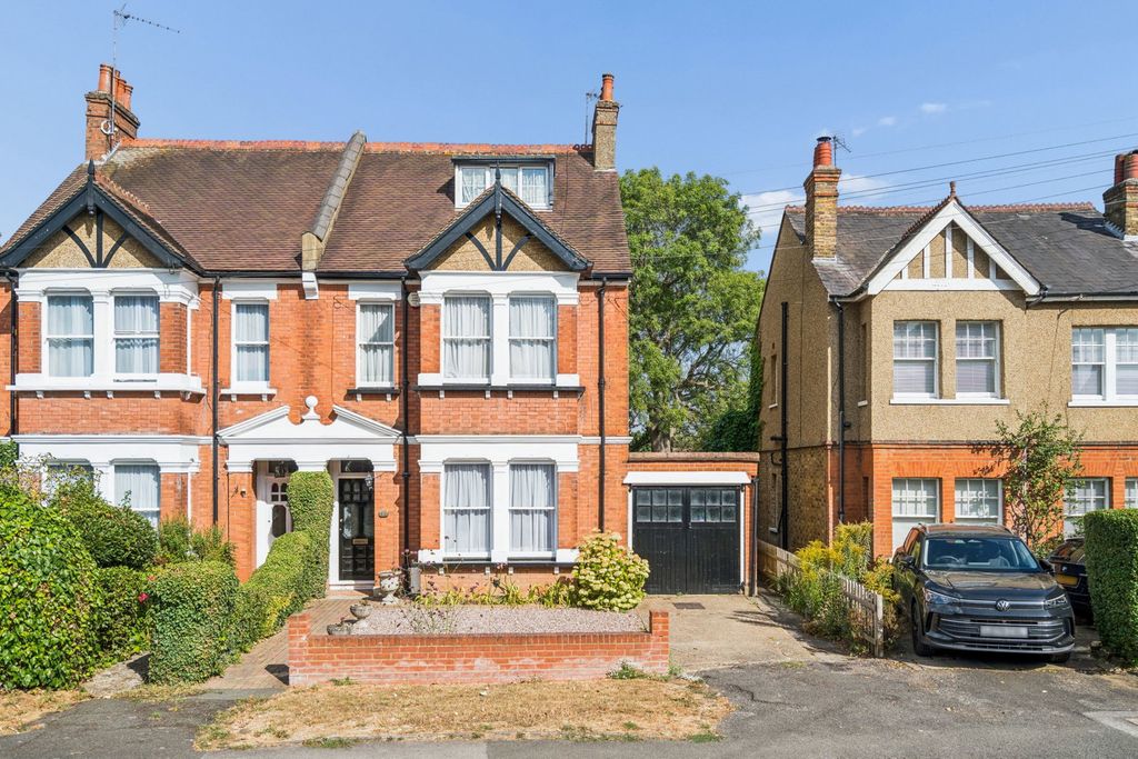 Property photo 1 of 17