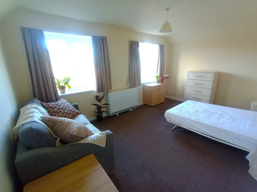 Property photo 2 of 13 Property