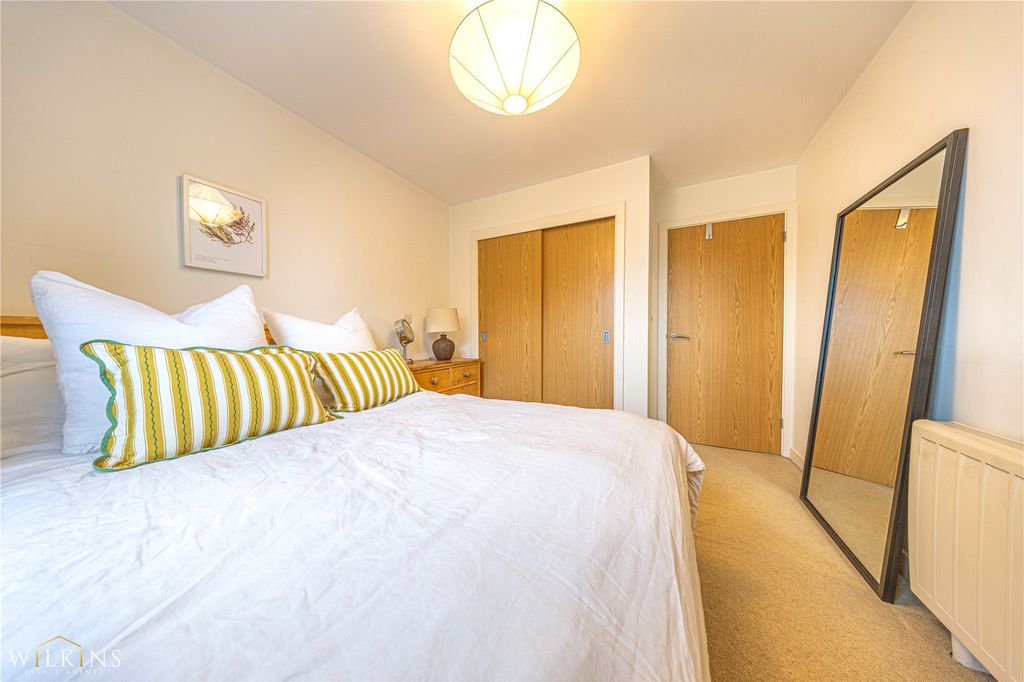 Property photo 3 of 26 Picture No. 02