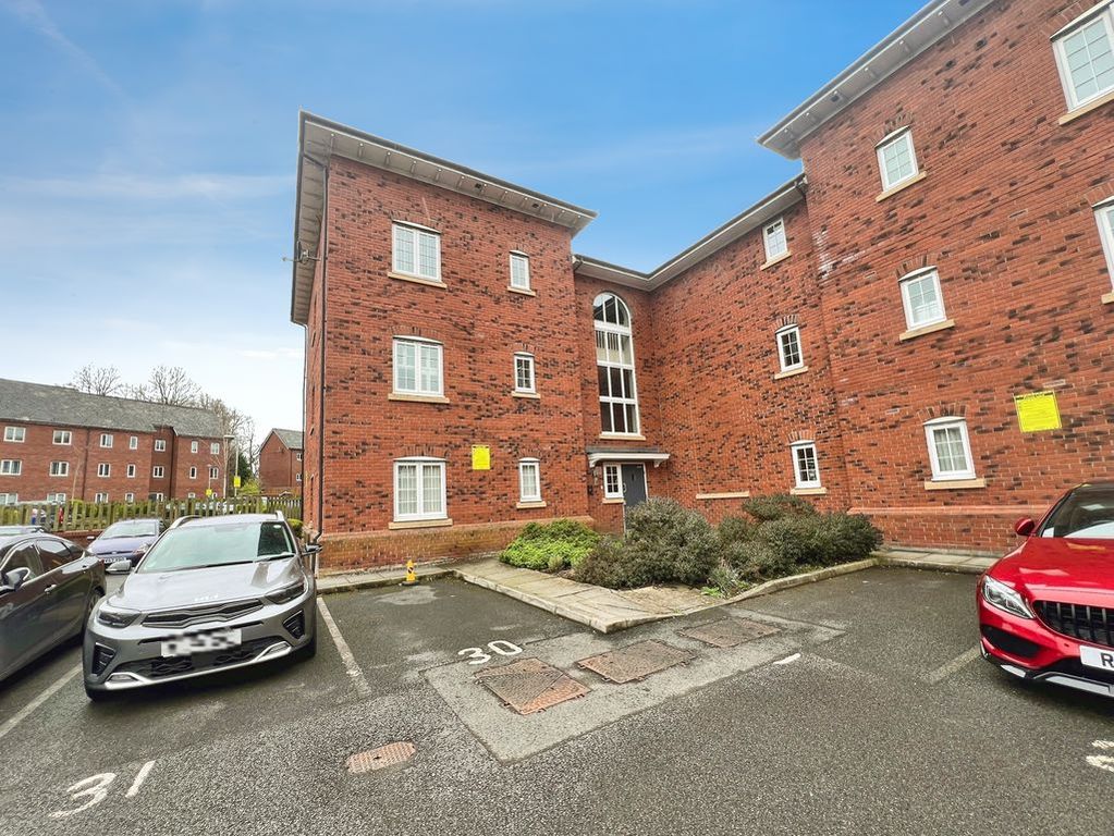 Property photo 1 of 12 External