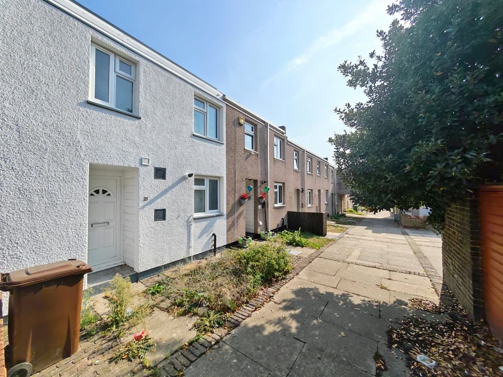 Property photo 1 of 11 Picture No. 24