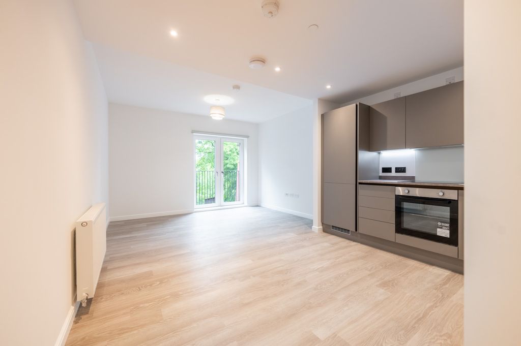 Property photo 2 of 11 2
