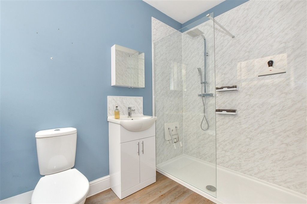 Property photo 3 of 11 Shower Room