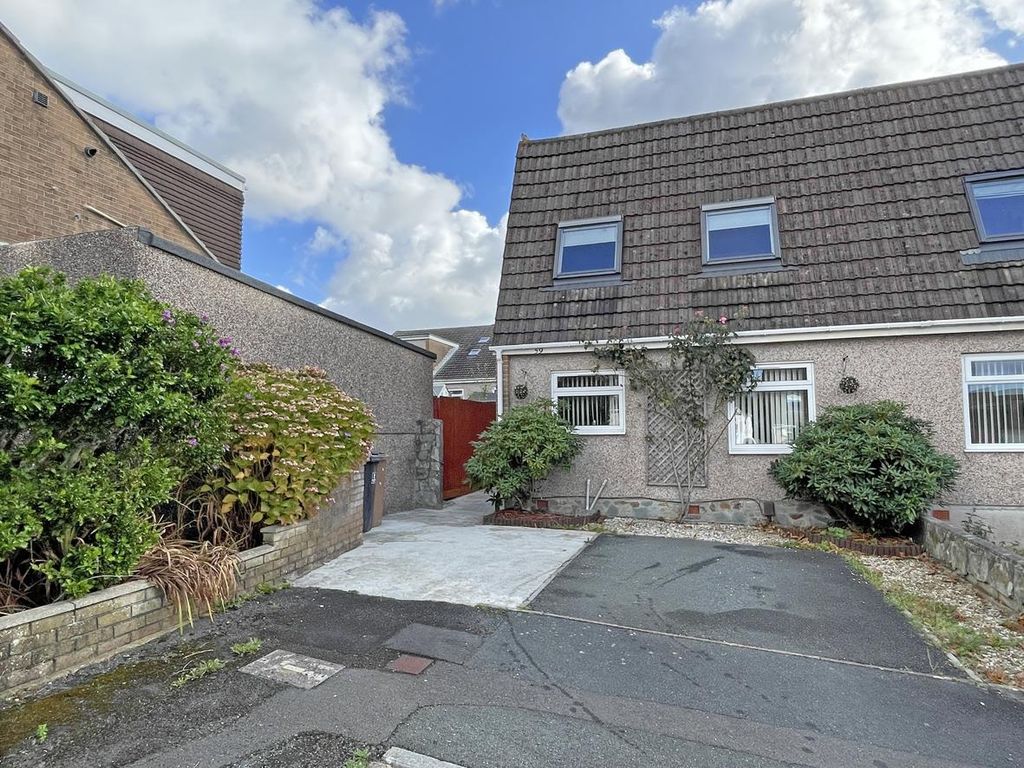 Property photo 1 of 21 Rheola Gardens 59 - Front 2.Jpg