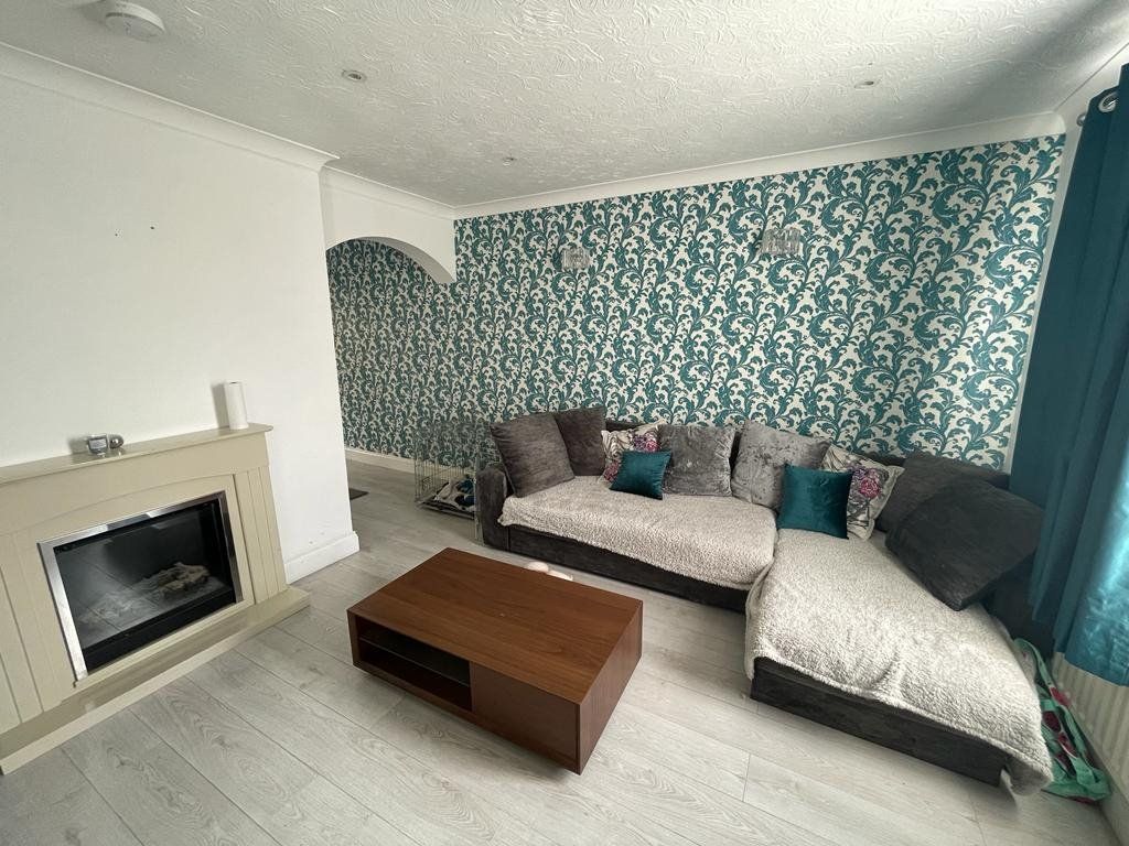 Property photo 3 of 14