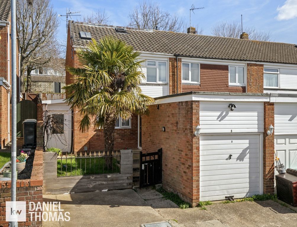 Property photo 1 of 22