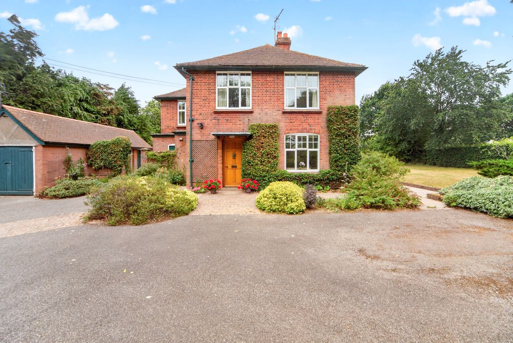Property photo 3 of 24 Pbox-Img.Jpg