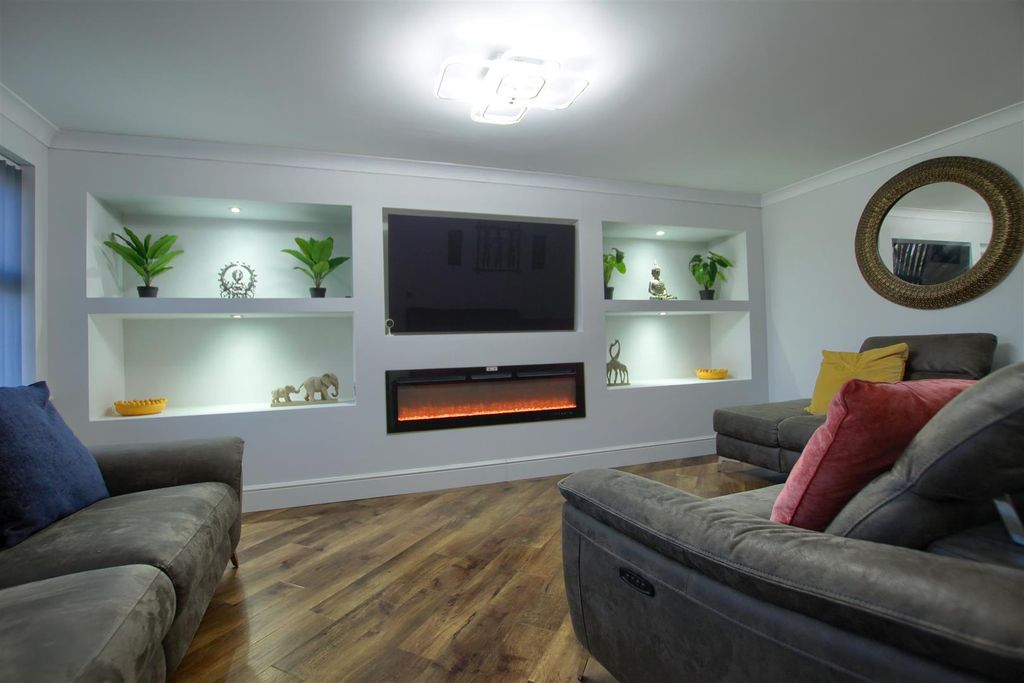 Property photo 2 of 23 Ll3.Jpg