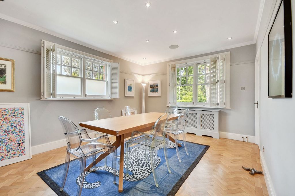 Property photo 3 of 34