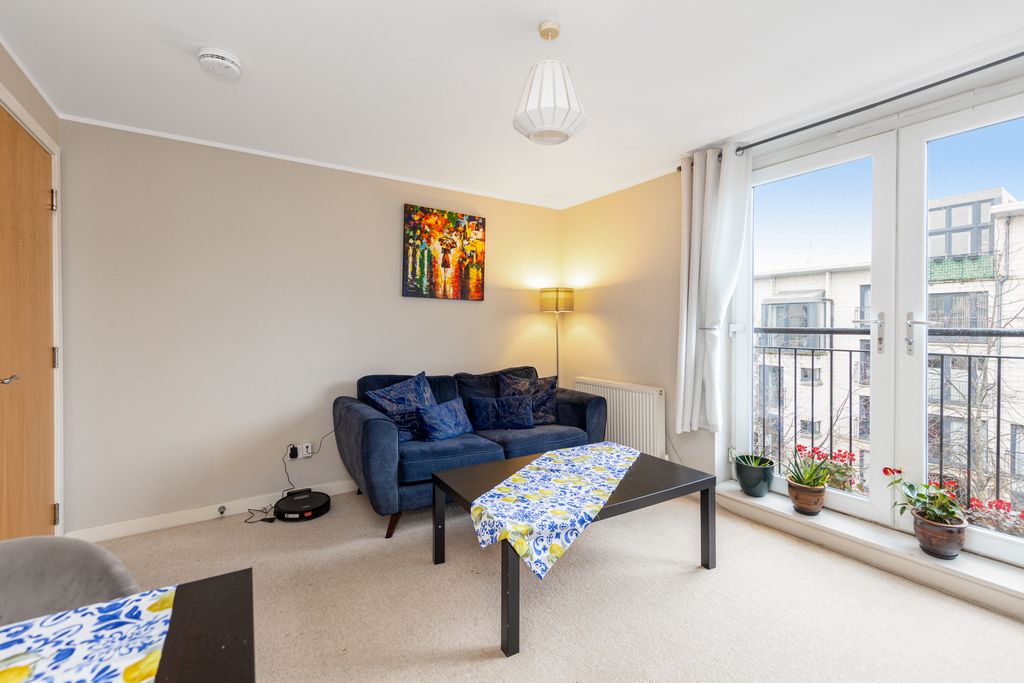 Property photo 3 of 16 Property Image 4