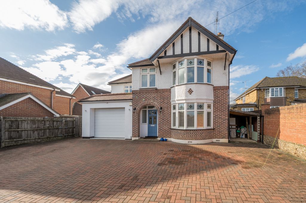 Property photo 1 of 21