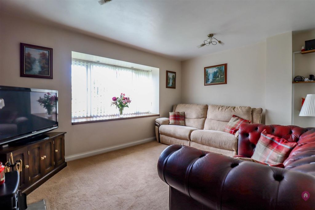 Property photo 3 of 17 Img_9339.Jpg