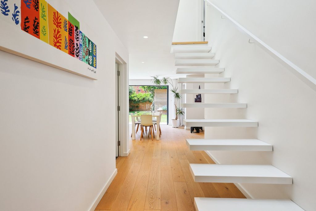 Property photo 3 of 19 Picture No. 33