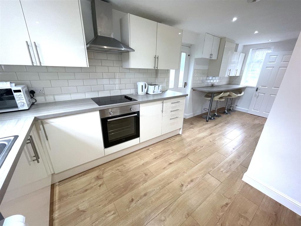 Property photo 2 of 12 Photo 01-09-2025, 11 38 12.Jpg