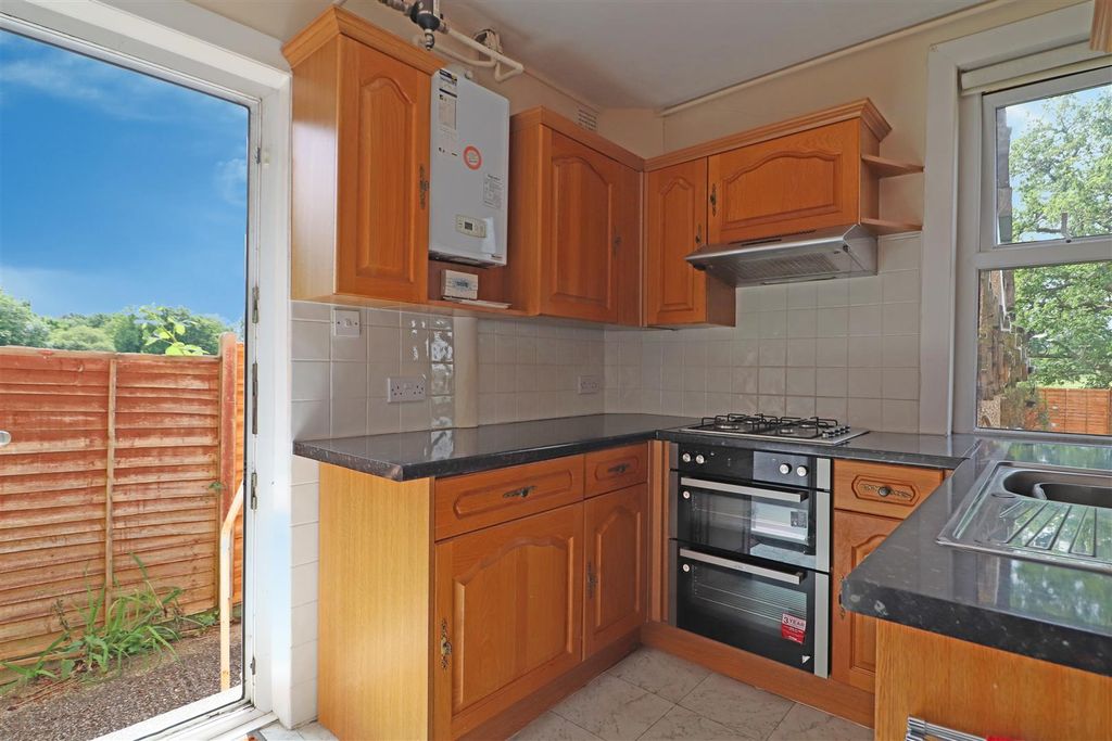 Property photo 3 of 16