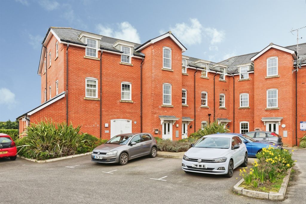 Property photo 3 of 13