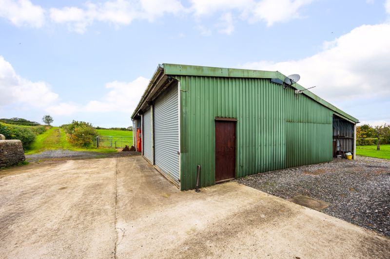 Property photo 3 of 30 Photo 28