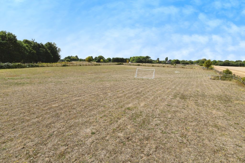 Property photo 2 of 17 Land