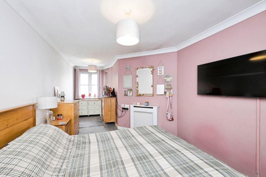 Property photo 3 of 17 Pbox-Img.Jpg