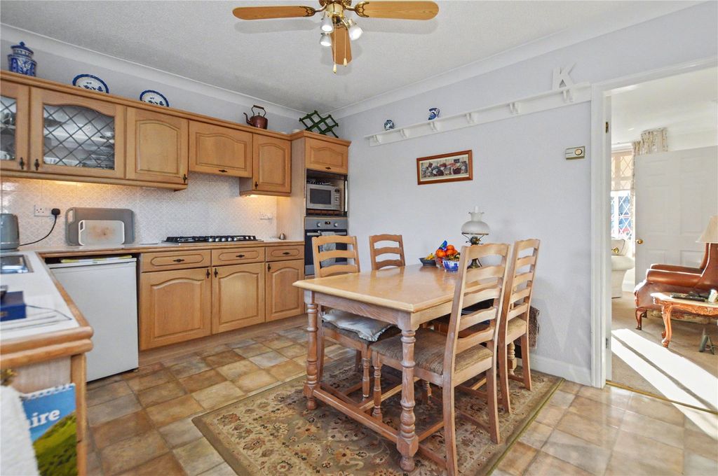 Property photo 3 of 18 Picture No. 17