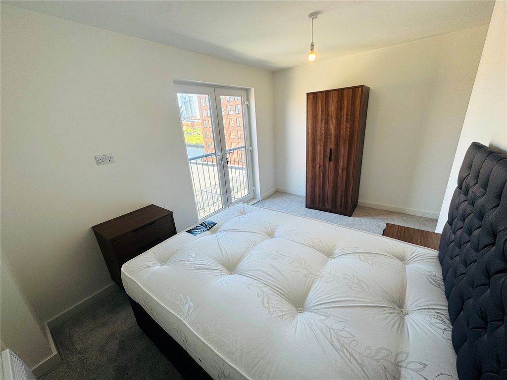 Property photo 2 of 7 Picture No. 09