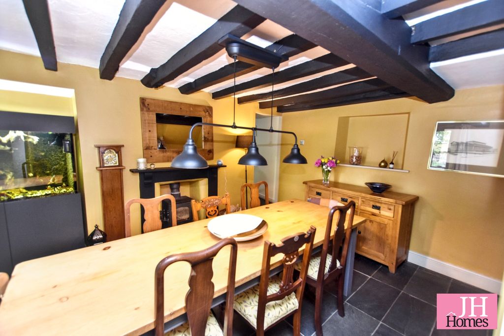 Property photo 3 of 39