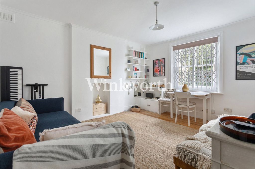 Property photo 2 of 10 Picture No. 03