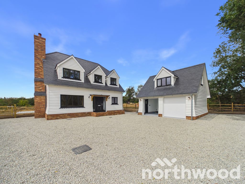 Property photo 1 of 44
