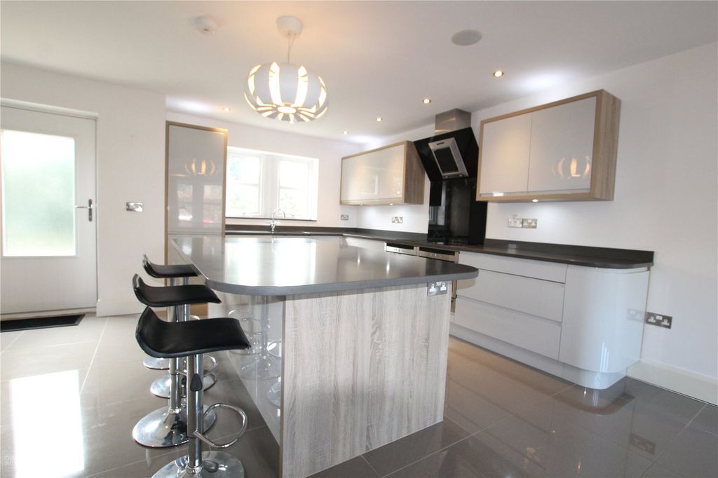Property photo 2 of 52 Kitchen