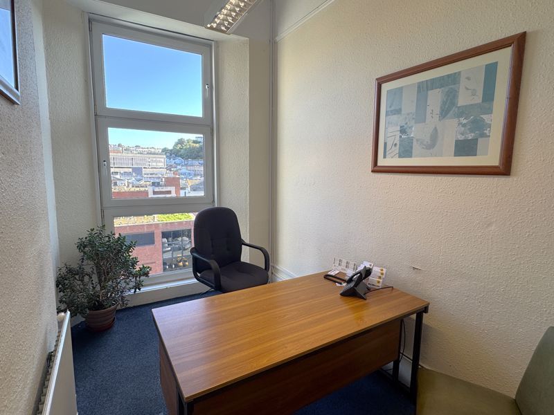 Property photo 3 of 7 Photo 2