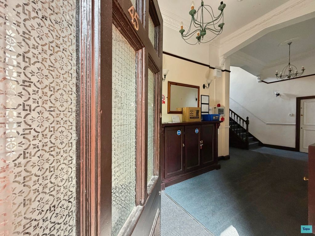 Property photo 2 of 18 13