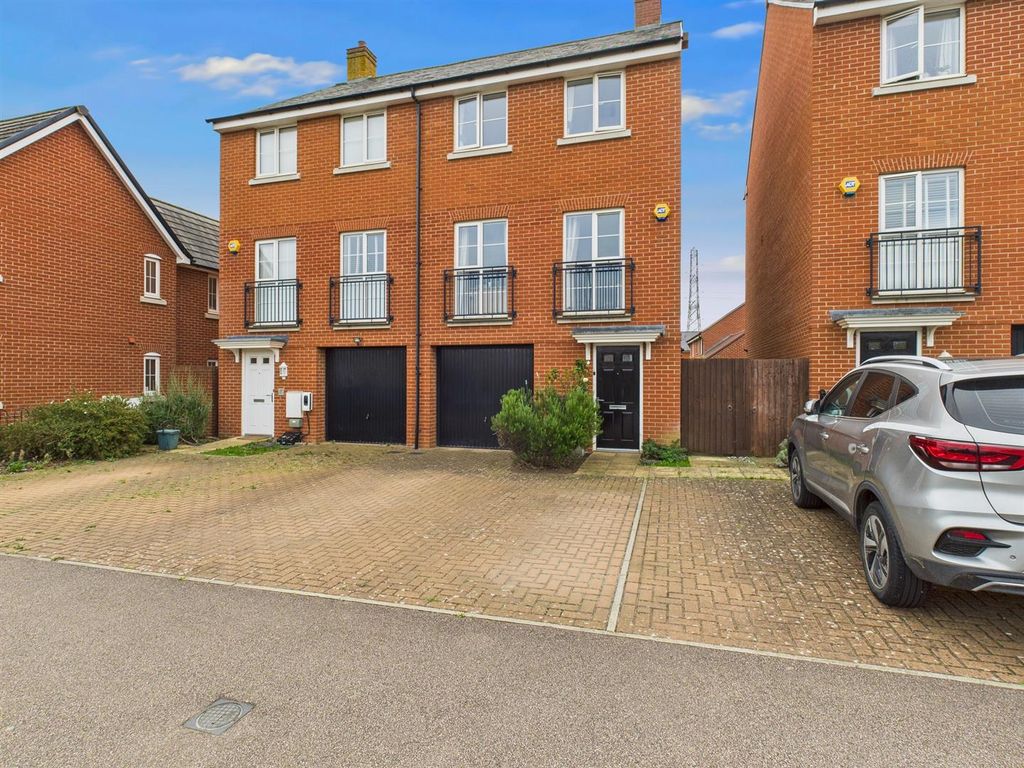 Property photo 1 of 13 Cam04907G0-Pr0353-Still002.Jpg