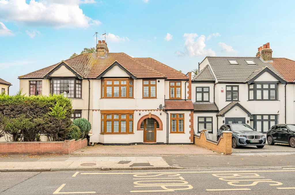 Property photo 2 of 21